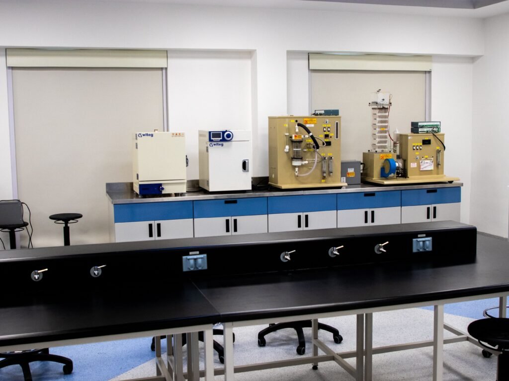 Cable testing in the Elegar Kerpen laboratory