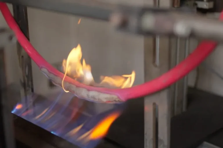 Flame test on a cable sample